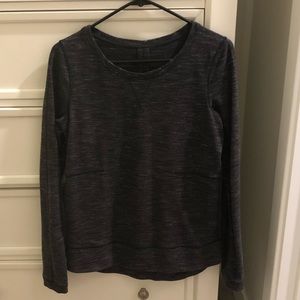 Lululemon grey pullover sweatshirt with pockets size 4